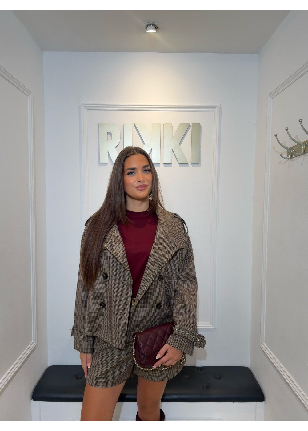 Strong Confidence JACKET Wine 370