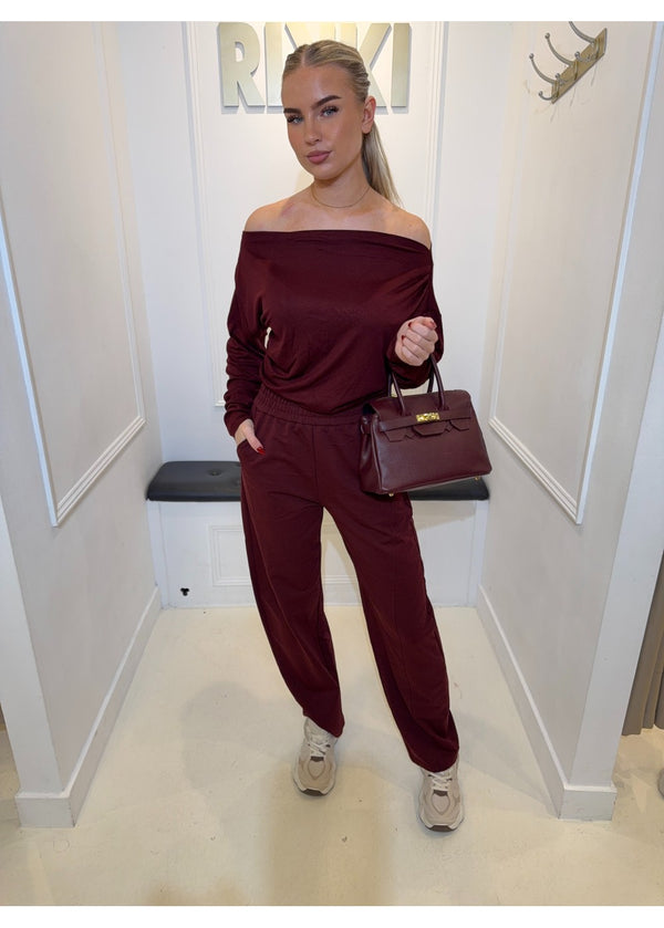 Keep On Moving Pants Burgundy 9977