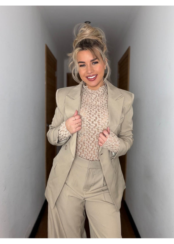 Silvy Blazer Ambika Beige